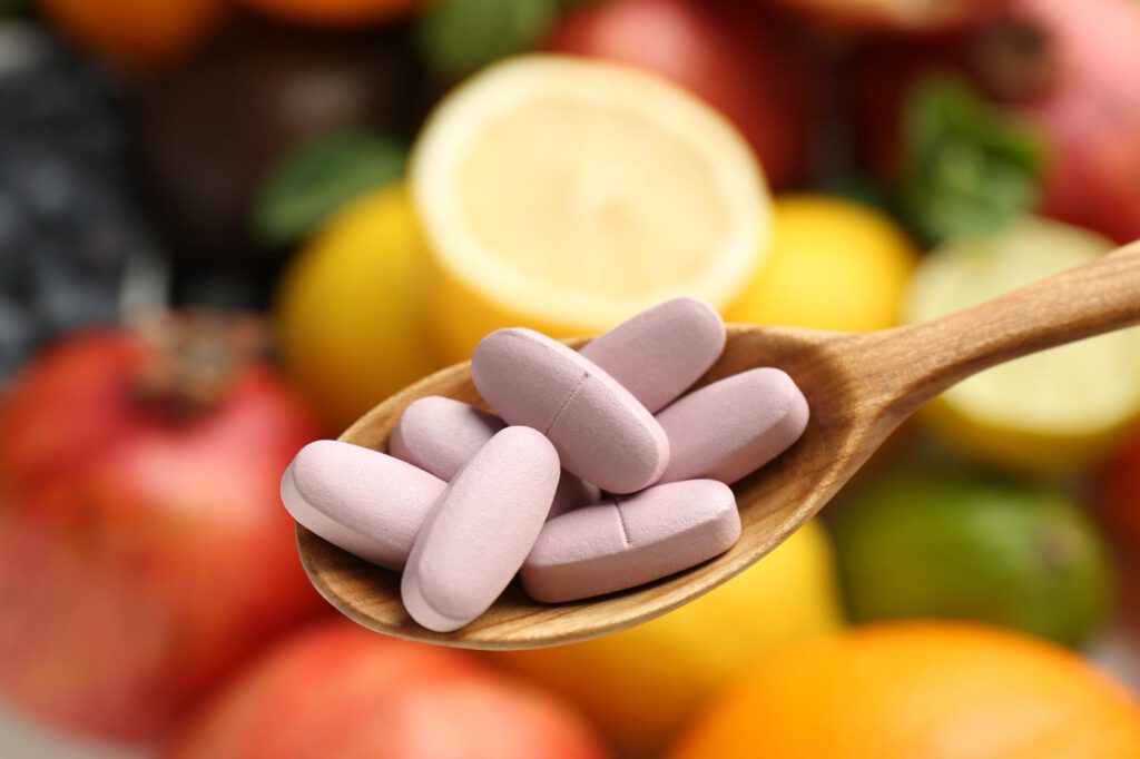 Fornecedor de Vitaminas: o Que Exigir Antes de Fechar Contrato