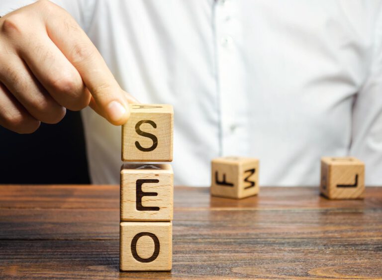 Por que a maioria das empresas desperdiça o próprio site (e como a consultoria de SEO resolve isso)